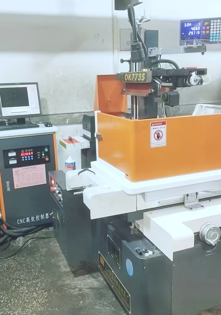 Wire cutting machine