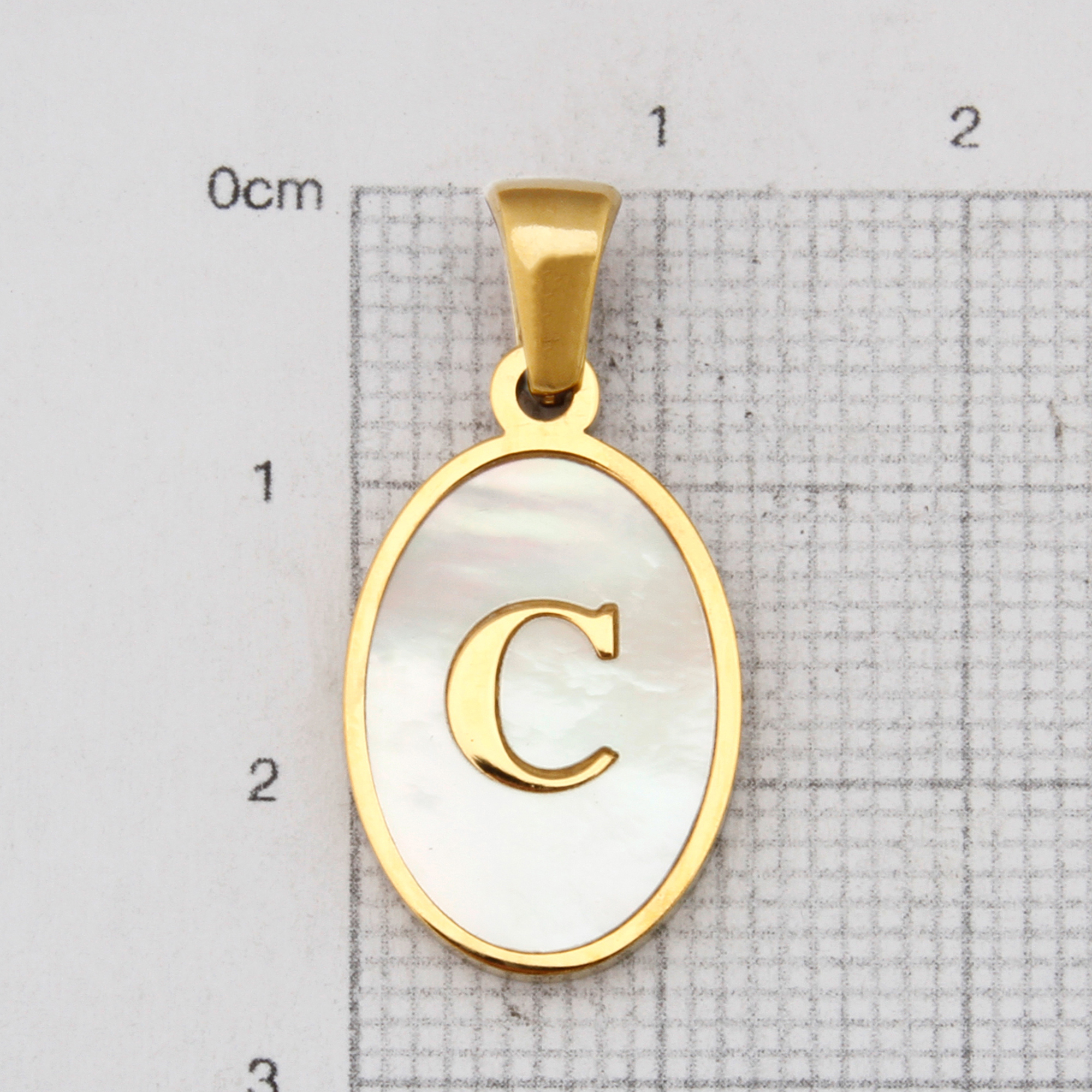 字母C吊坠