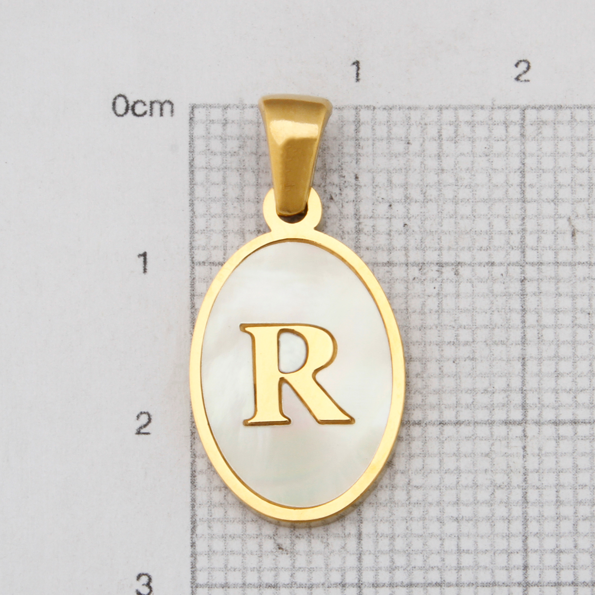字母R吊坠