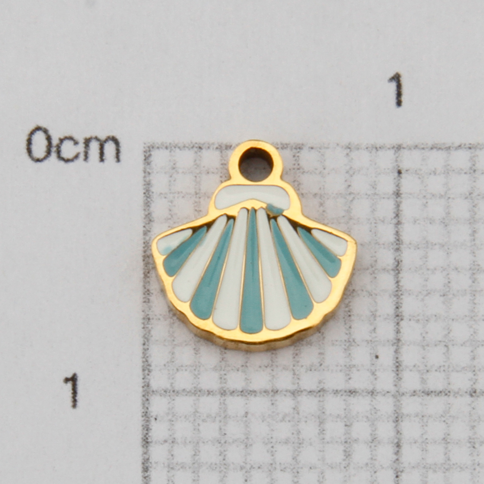 长度8.3mmx宽度8mmx厚度1.4mm