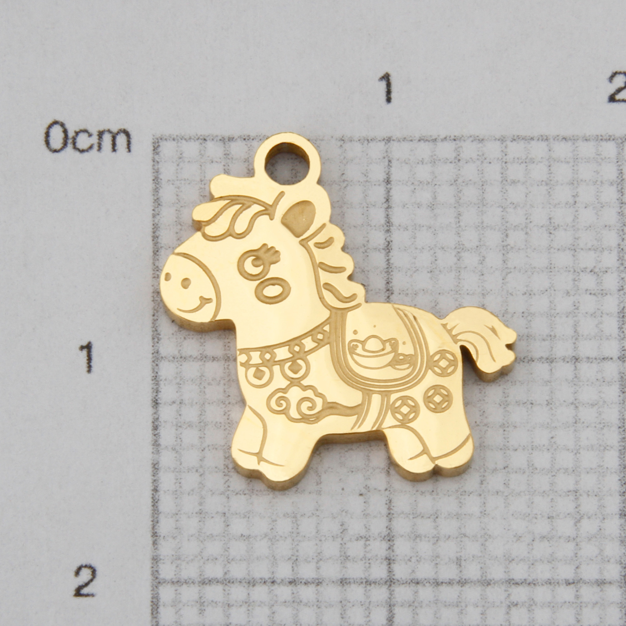 长度15.6mmx宽度15.5mmx厚度1.5mm
