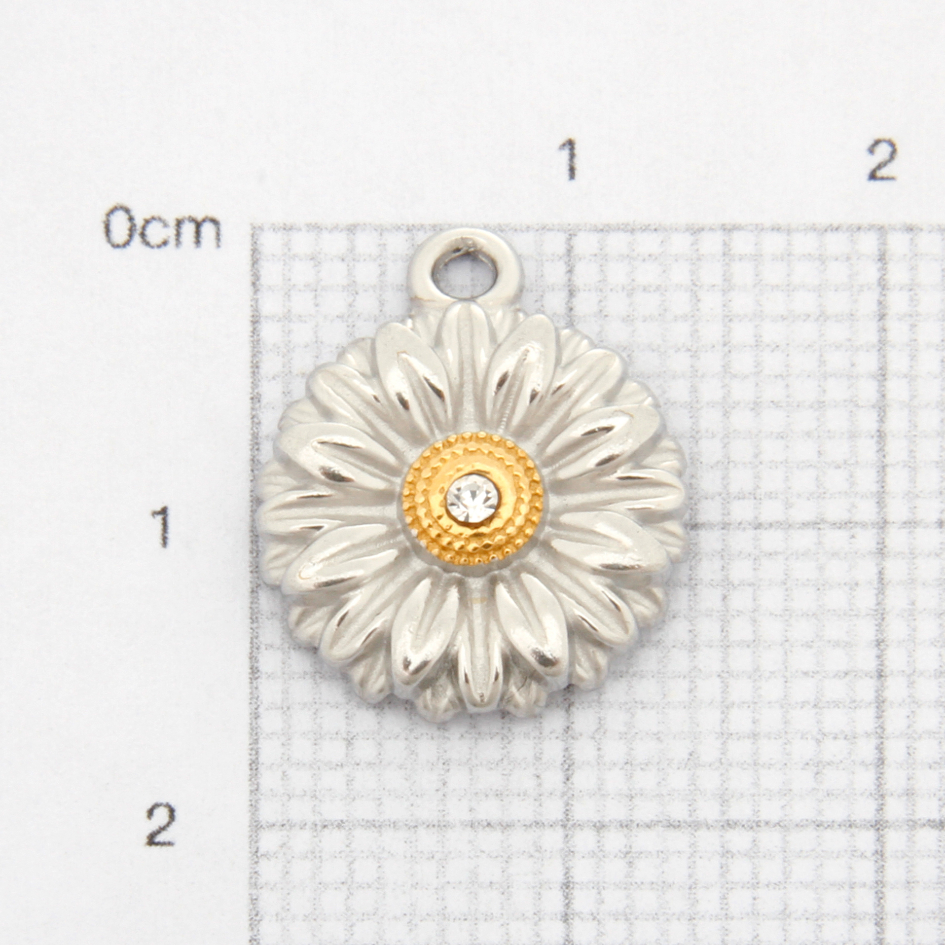 长度16.5mmx宽度13.6mmx厚度3.0mm