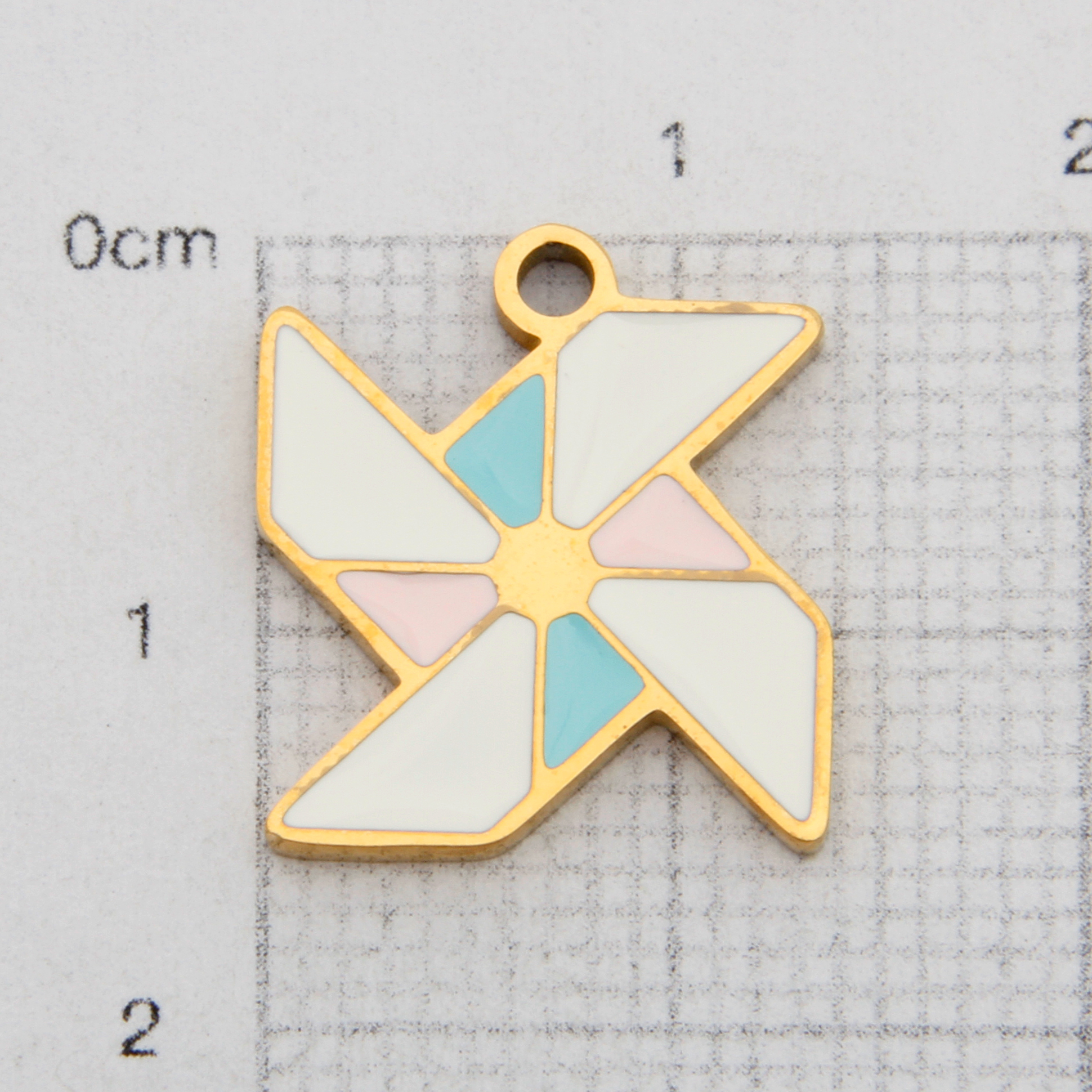 长度15.7mmx宽度13.6mm