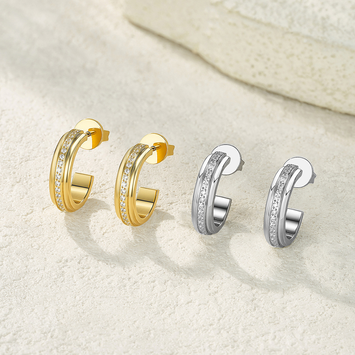 Niche Luxury Sparkling Diamond-Style Earrings With Silver Double-Layer Hoop Design